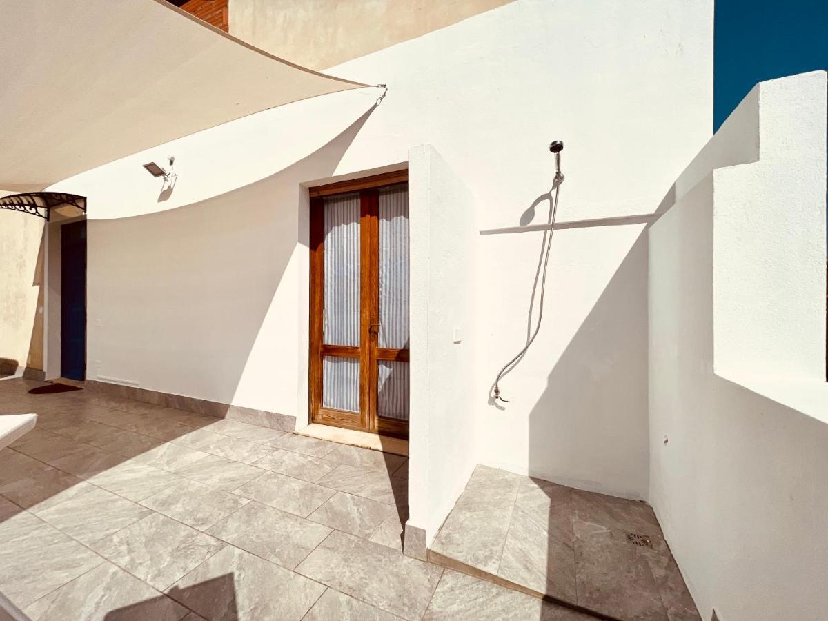 Sa Domu Zara - Ampia Casa Con Terrazzo Villa Pula Exterior photo